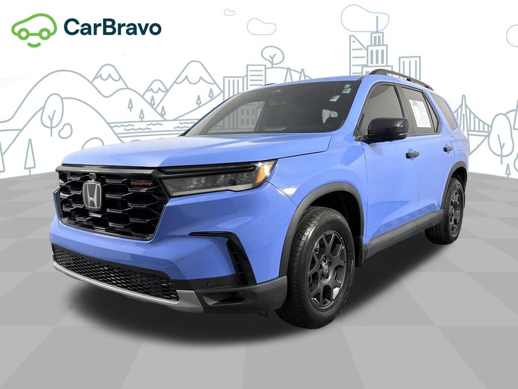 2023 Honda Pilot AWD TrailSport — photo 1 of 6