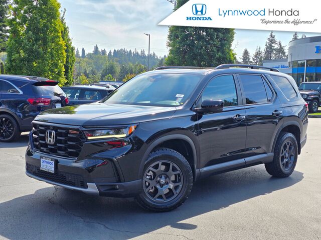 2025 Honda Pilot AWD TrailSport