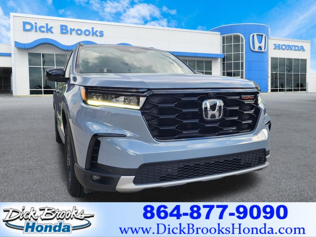 2024 Honda Pilot TrailSport AWD — photo 1 of 20