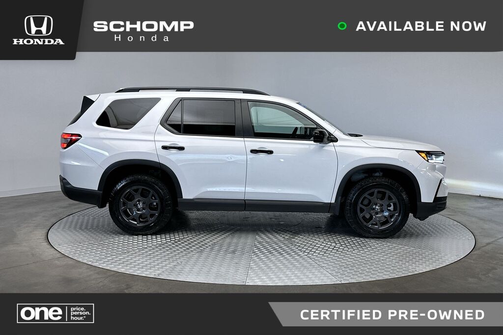 2024 Honda Pilot AWD TRAILSPORT — photo 1 of 7