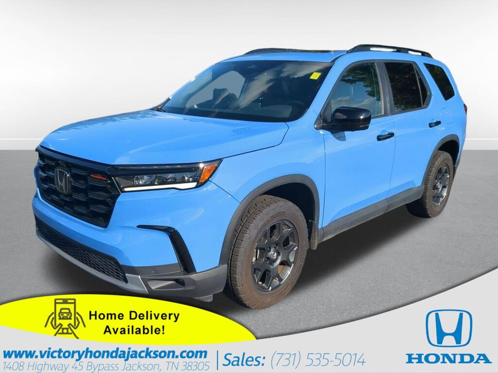2025 Honda Pilot AWD TrailSport — photo 1 of 7