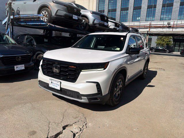2024 Honda Pilot AWD TRAILSPORT