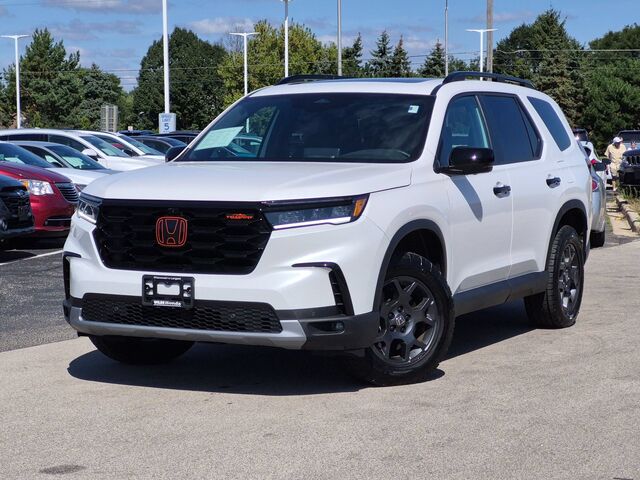 2025 Honda Pilot AWD TrailSport