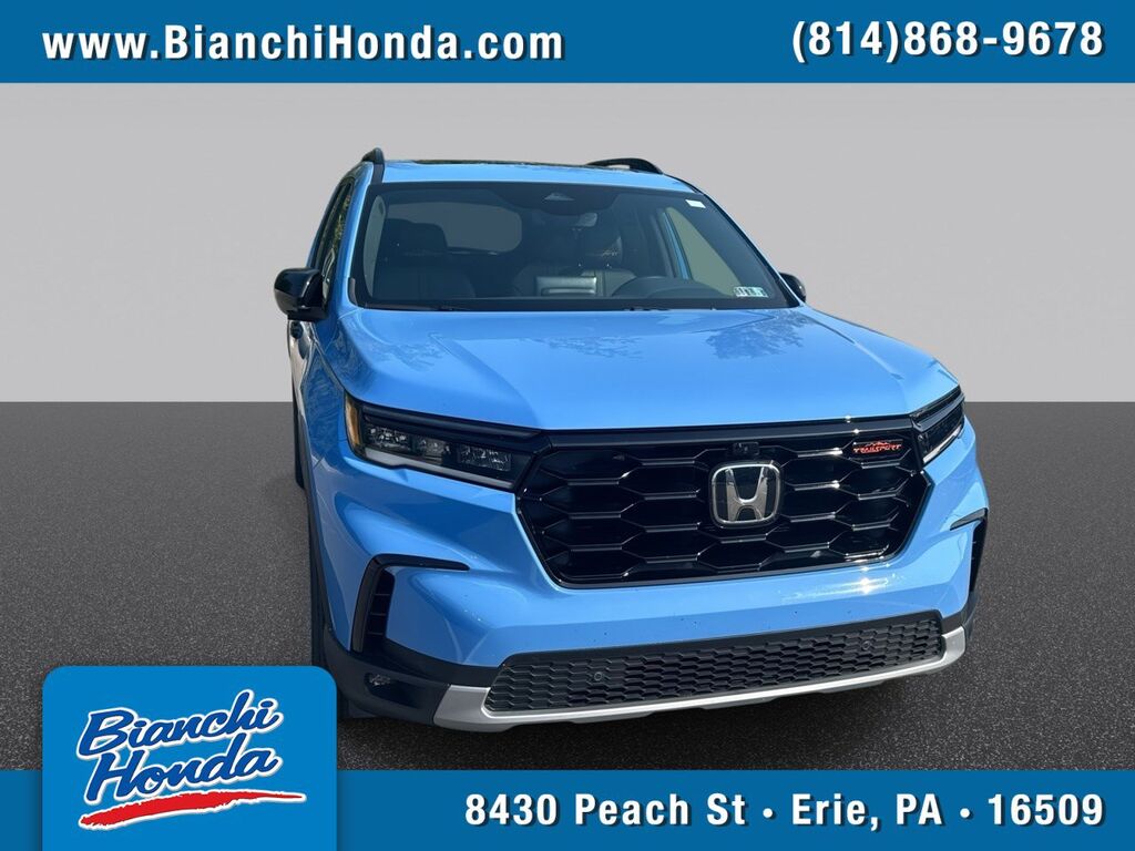 2025 Honda Pilot AWD TrailSport — photo 1 of 7