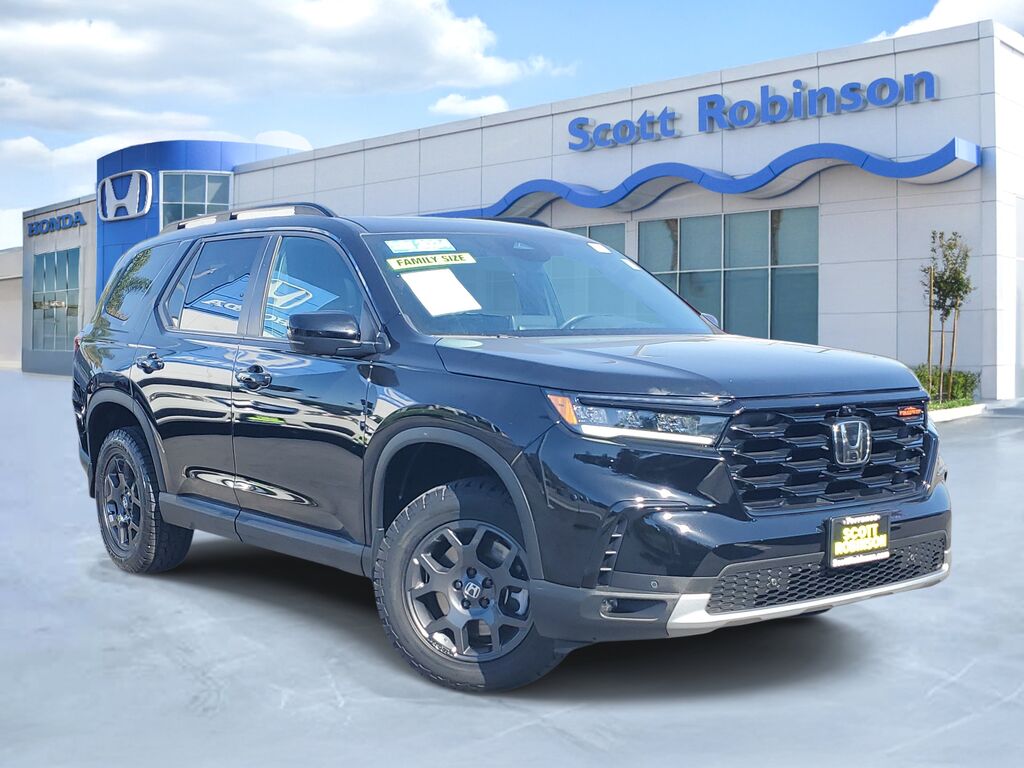2024 Honda Pilot AWD TRAILSPORT — photo 1 of 7