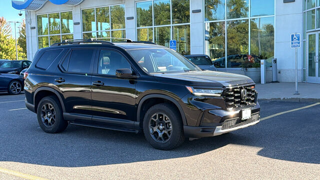 2025 Honda Pilot AWD TrailSport