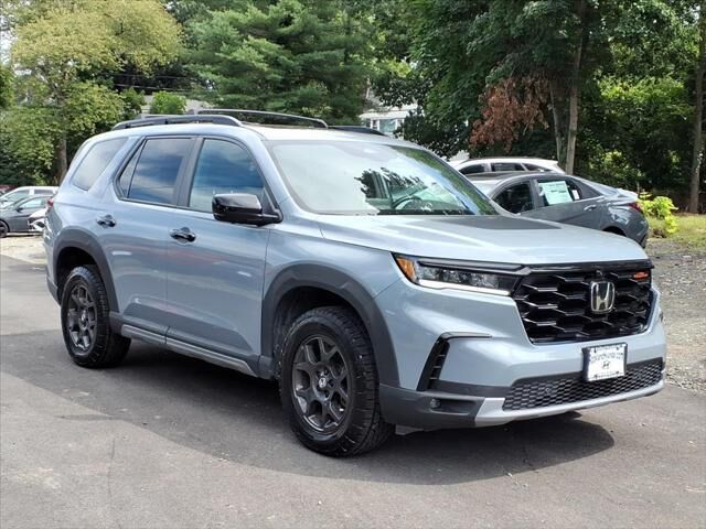 2023 Honda Pilot TrailSport