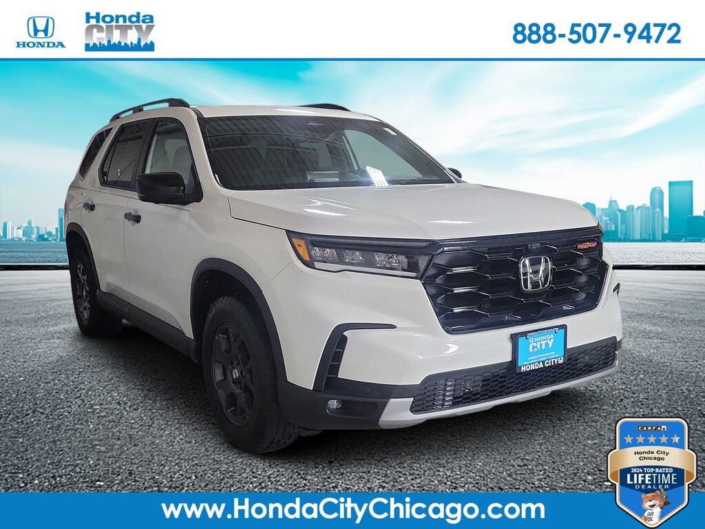 2024 Honda Pilot AWD TRAILSPORT — photo 1 of 7