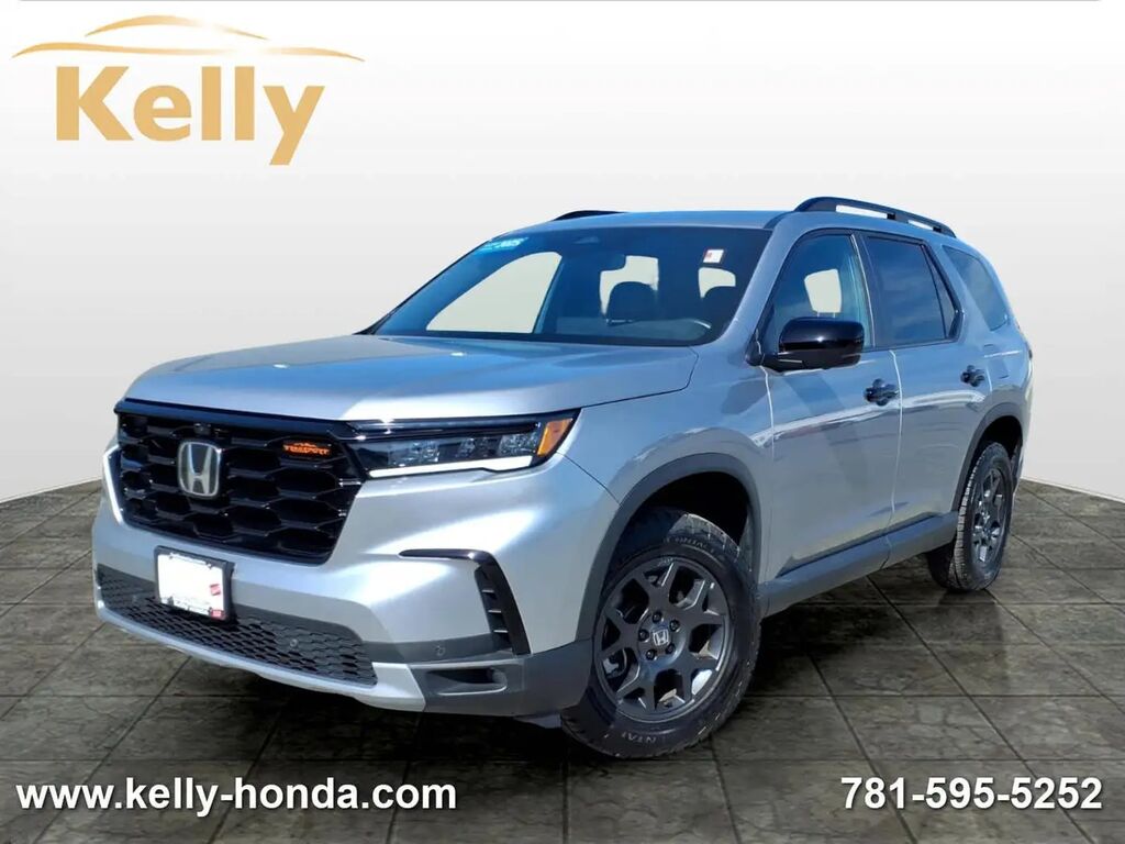 2025 Honda Pilot TrailSport — photo 1 of 13