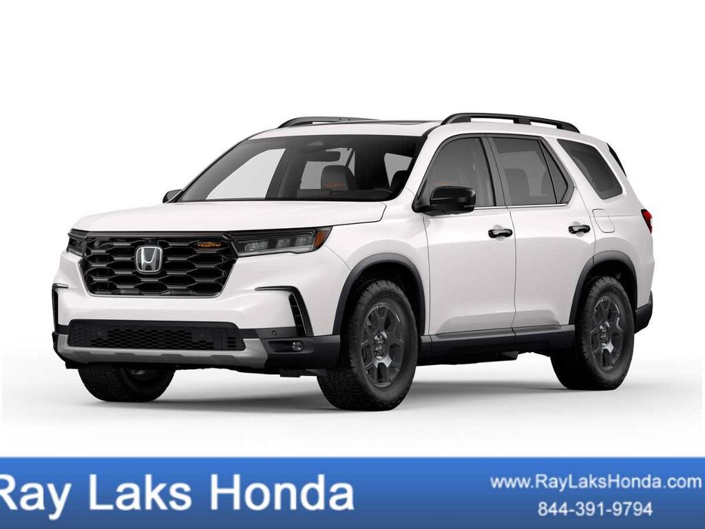 2025 Honda Pilot AWD TrailSport — photo 1 of 7
