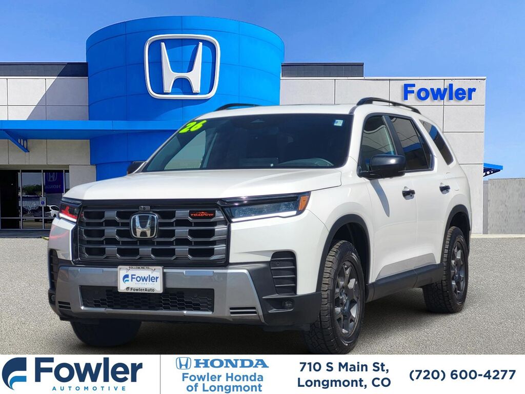 2026 Honda Pilot AWD TrailSport — photo 1 of 7