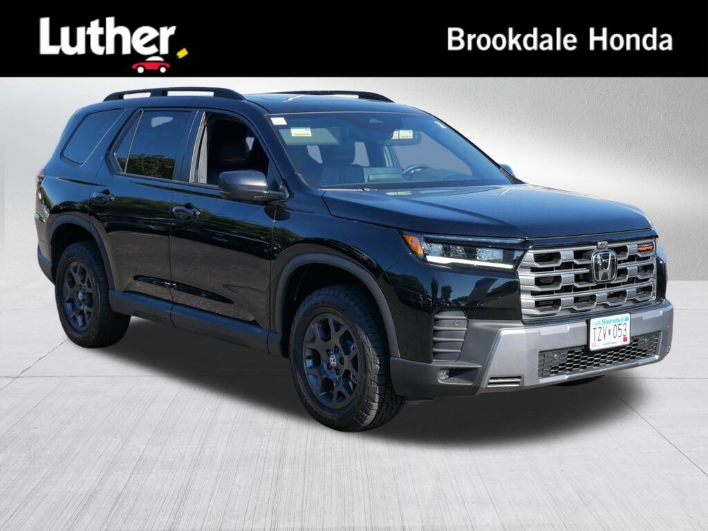 2026 Honda Pilot AWD TrailSport — photo 1 of 7