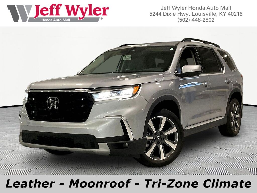 2023 Honda Pilot AWD TRG — photo 1 of 7
