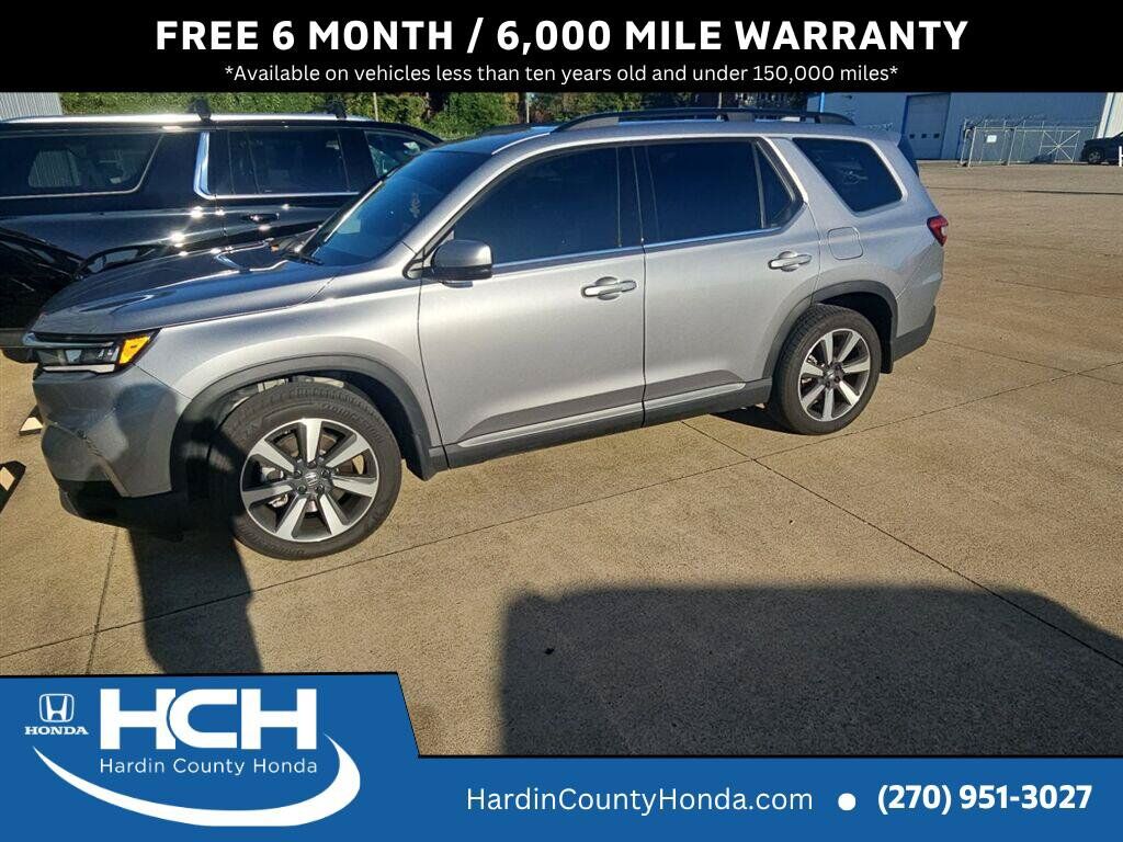 2025 Honda Pilot AWD TRG — photo 1 of 7