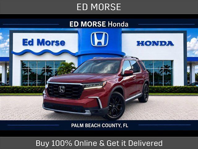 2025 Honda Pilot AWD Touring w/HPD Wheels