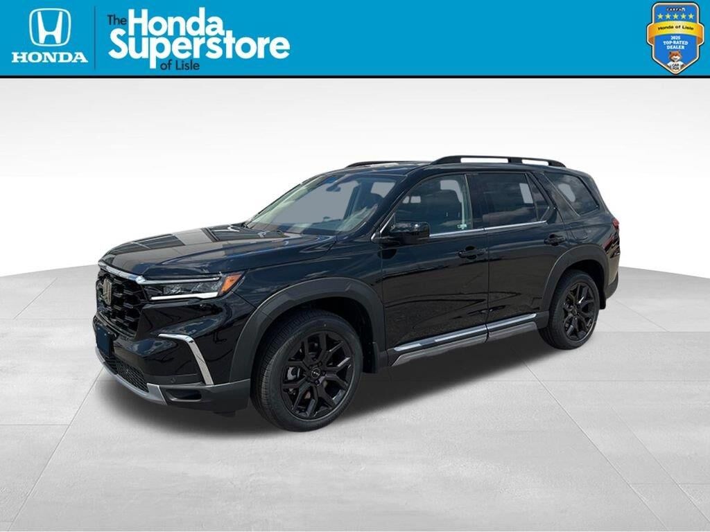 2025 Honda Pilot Touring — photo 1 of 13