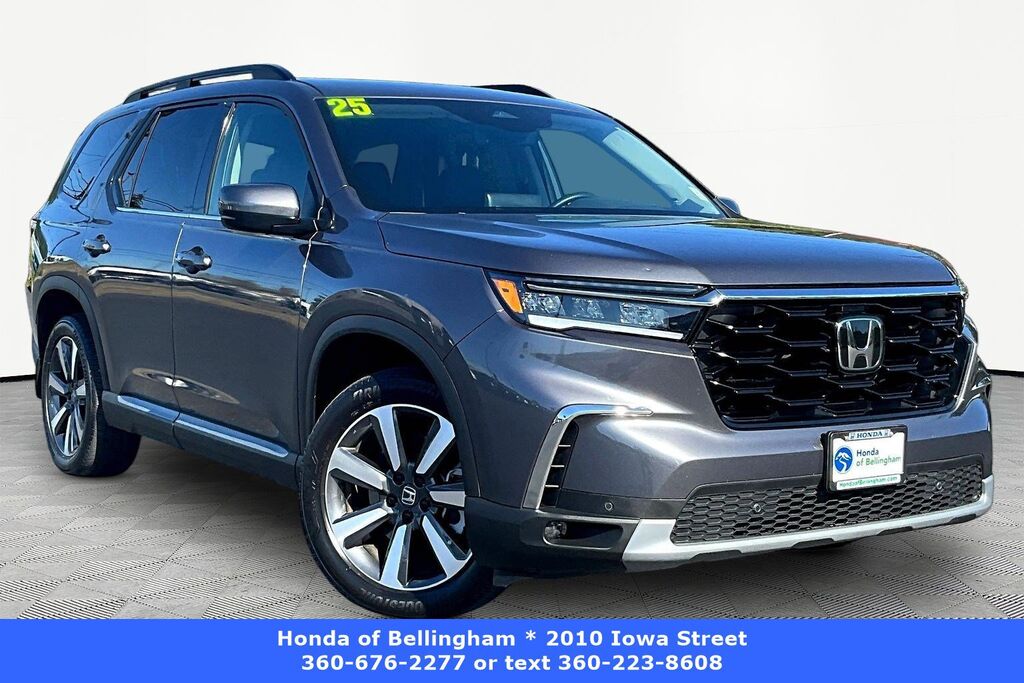 2025 Honda Pilot AWD TRG — photo 1 of 7