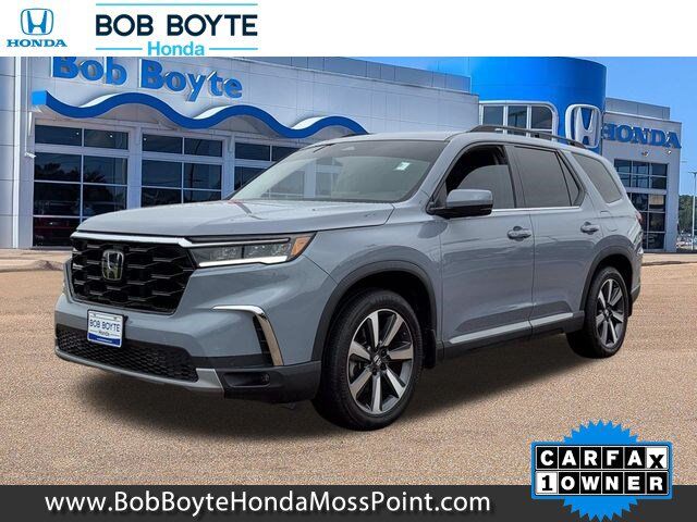 2025 Honda Pilot AWD TRG — photo 1 of 7