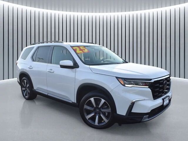2025 Honda Pilot Touring