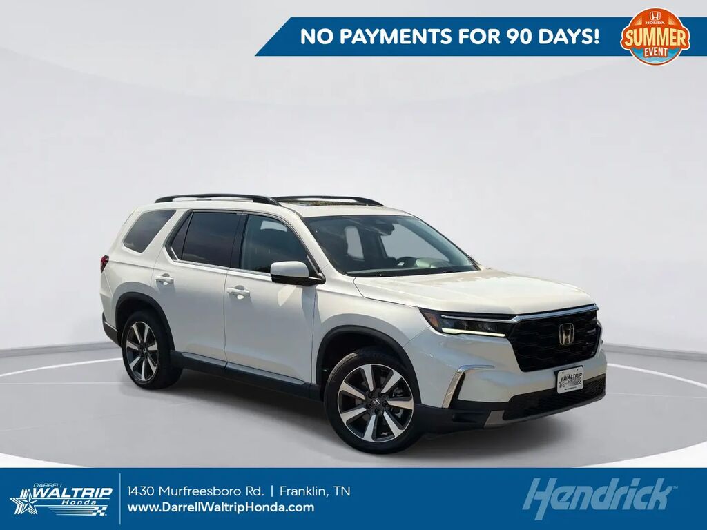 2025 Honda Pilot Touring — photo 1 of 13