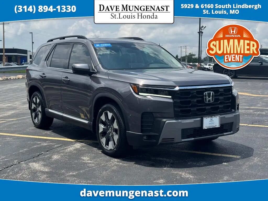 2026 Honda Pilot Touring — photo 1 of 13