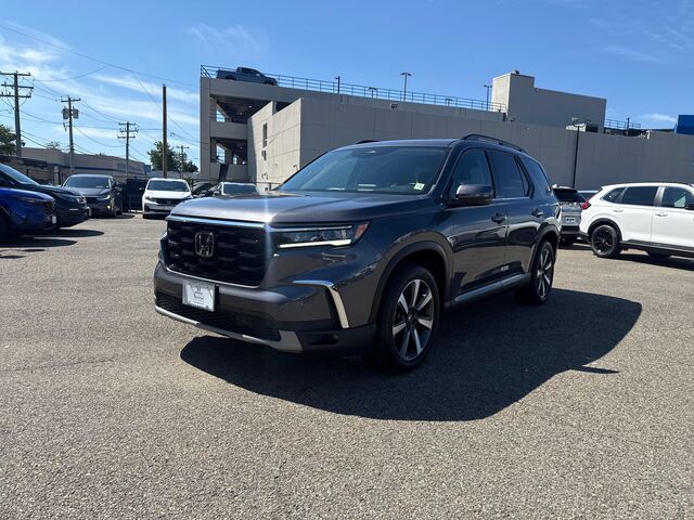 2023 Honda Pilot Touring