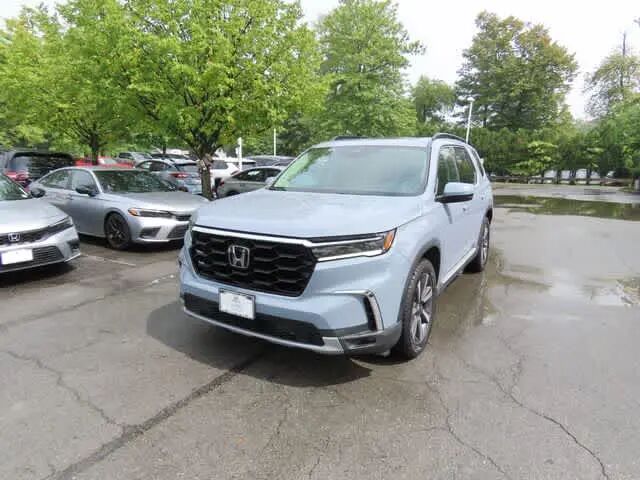 2023 Honda Pilot Touring