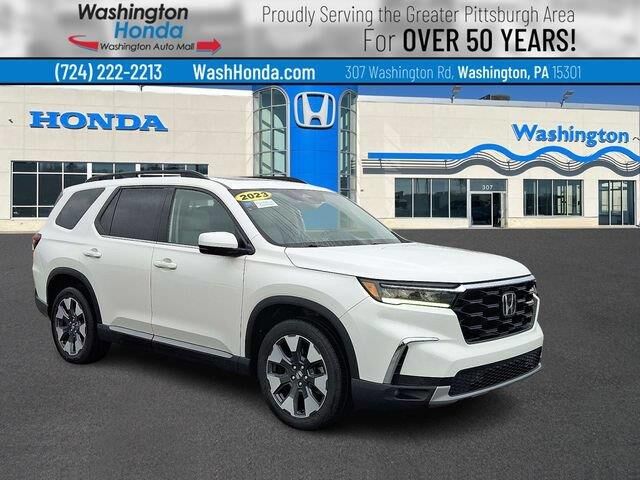 2023 Honda Pilot Touring — photo 1 of 1