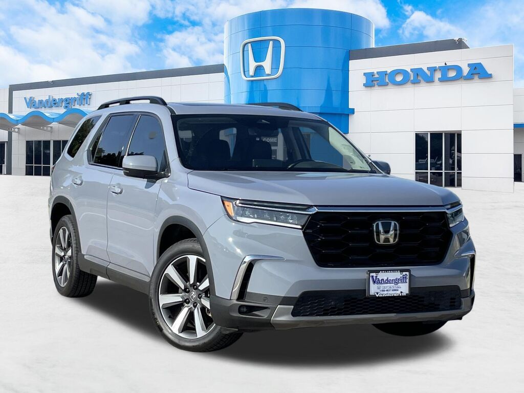 2024 Honda Pilot AWD TRG — photo 1 of 7