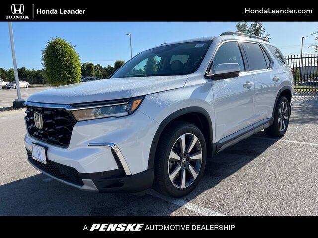 2025 Honda Pilot AWD Touring w/HPD Wheels