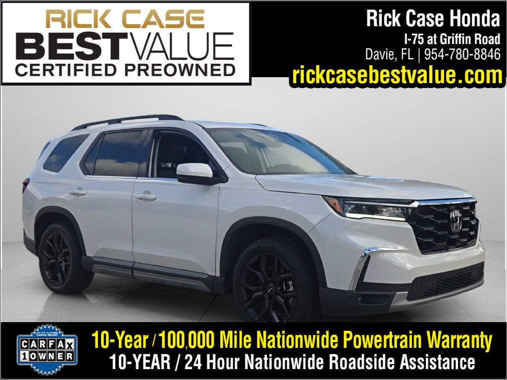 2025 Honda Pilot AWD Touring w/HPD Wheels — photo 1 of 7