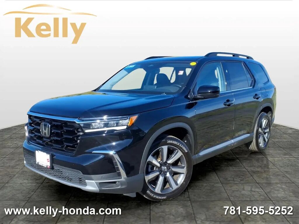 2025 Honda Pilot Touring+ — photo 1 of 13