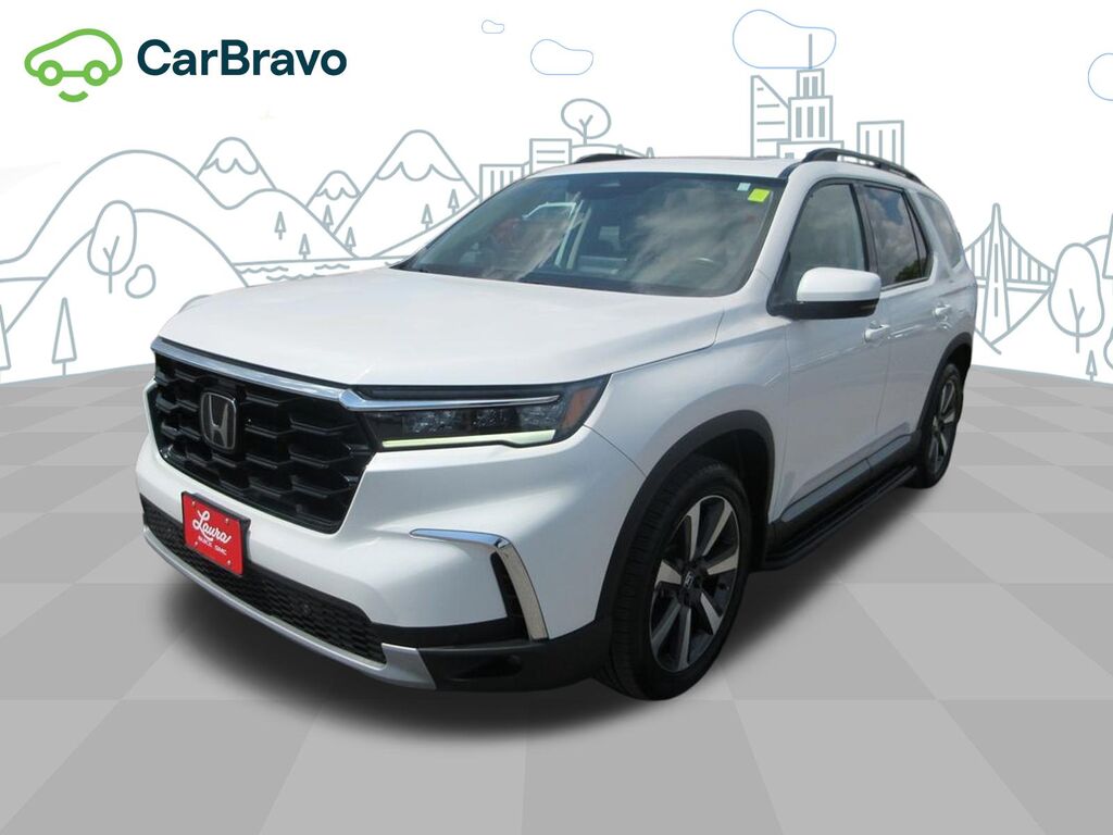 2023 Honda Pilot AWD Touring — photo 1 of 6