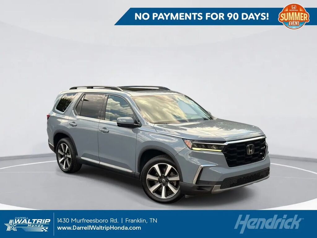 2024 Honda Pilot Touring — photo 1 of 13