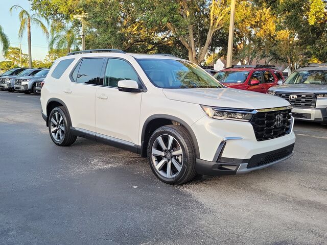 2025 Honda Pilot AWD TRG