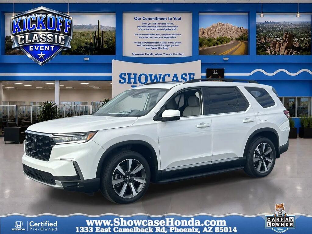2024 Honda Pilot Touring — photo 1 of 1