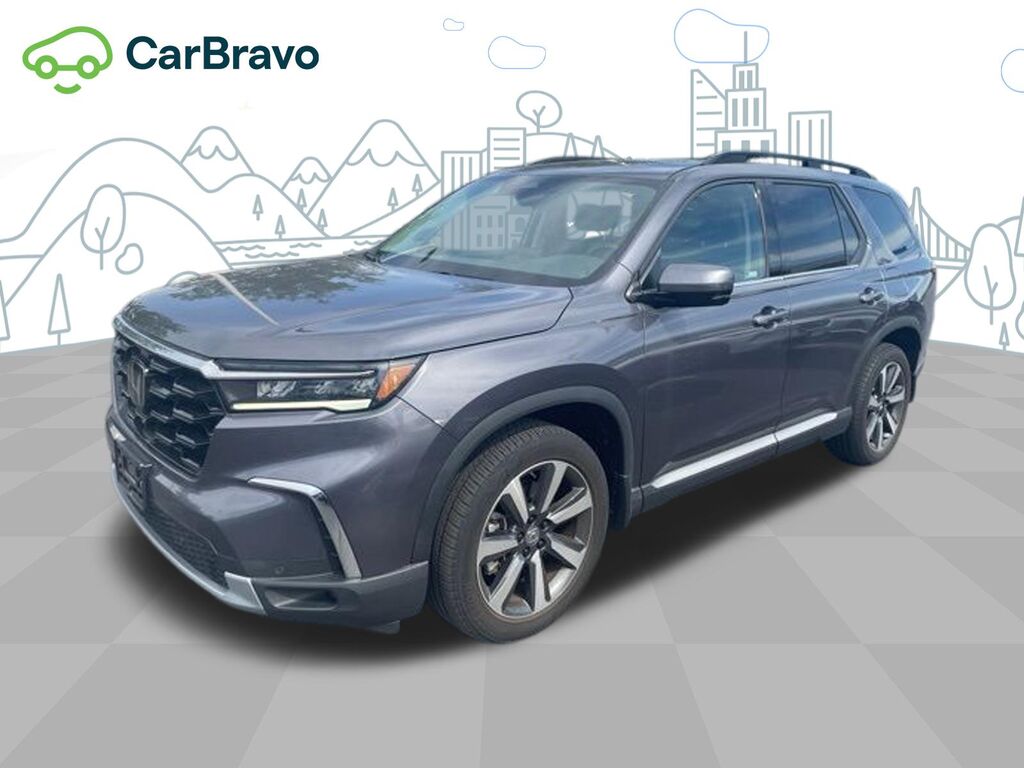 2024 Honda Pilot Touring — photo 1 of 6