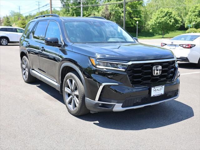 2025 Honda Pilot Touring