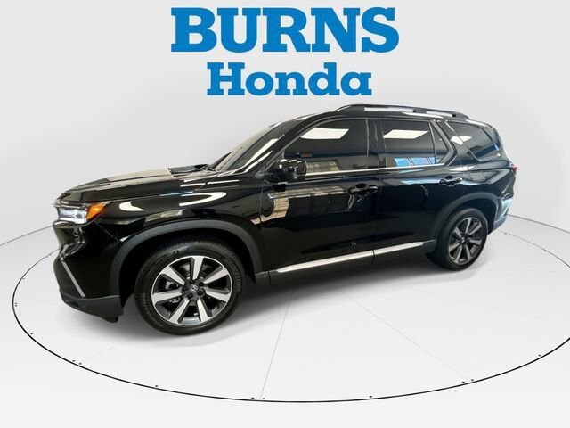 2025 Honda Pilot AWD TRG — photo 1 of 7