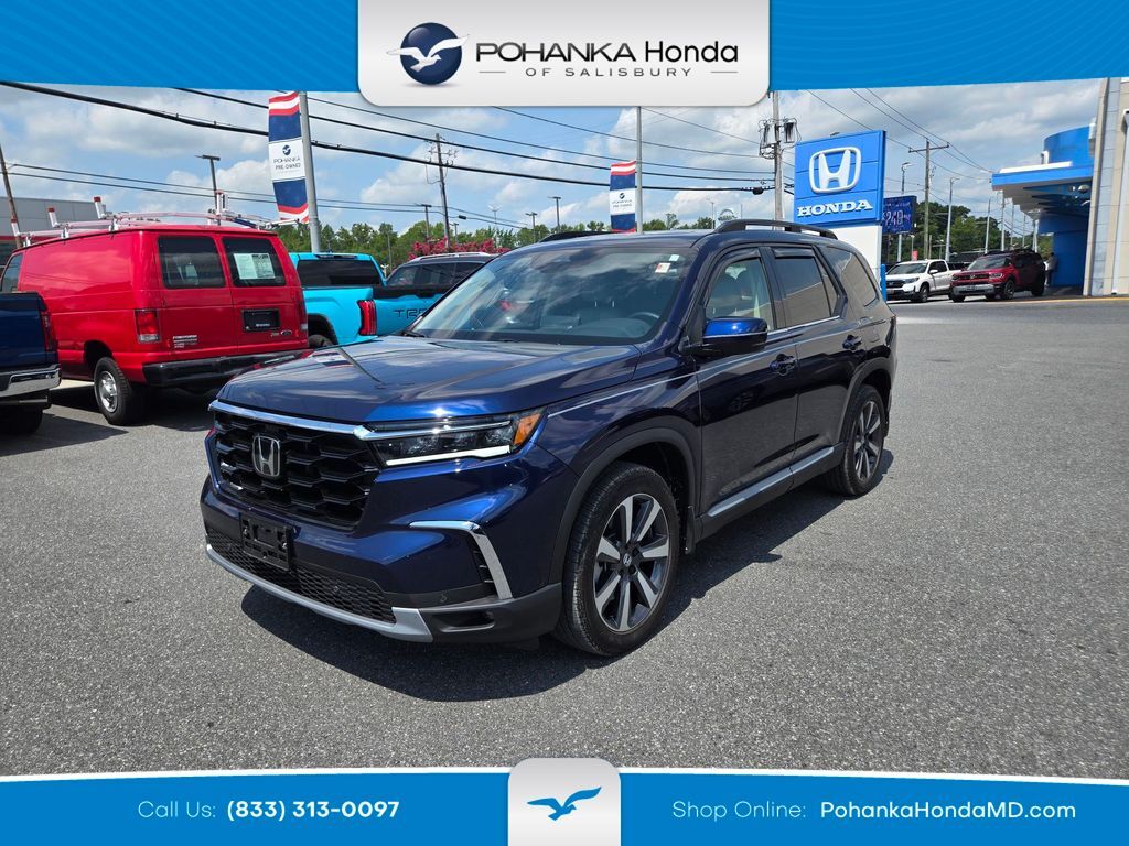 2025 Honda Pilot AWD TRG — photo 1 of 20