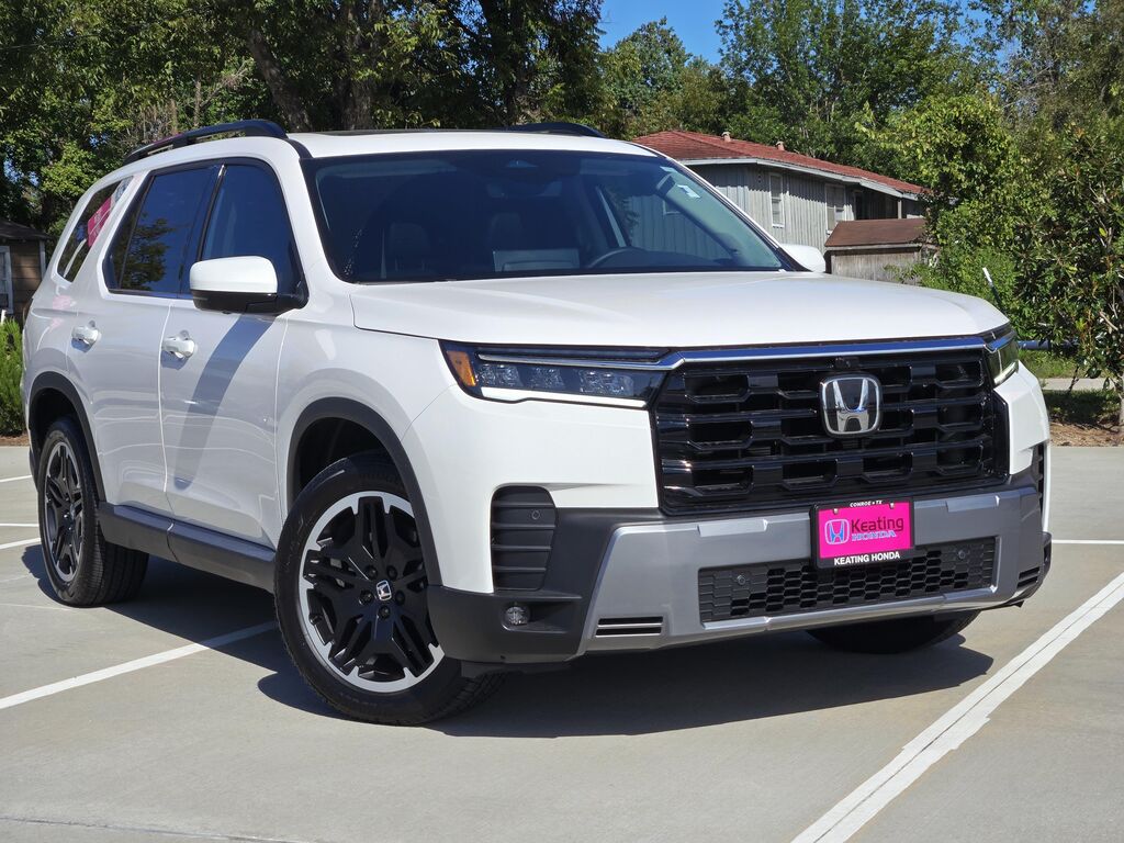 2026 Honda Pilot Touring — photo 1 of 13