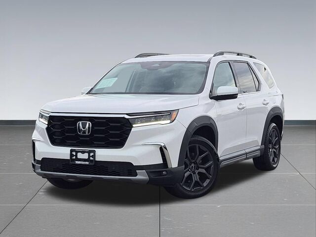 2023 Honda Pilot AWD TRG