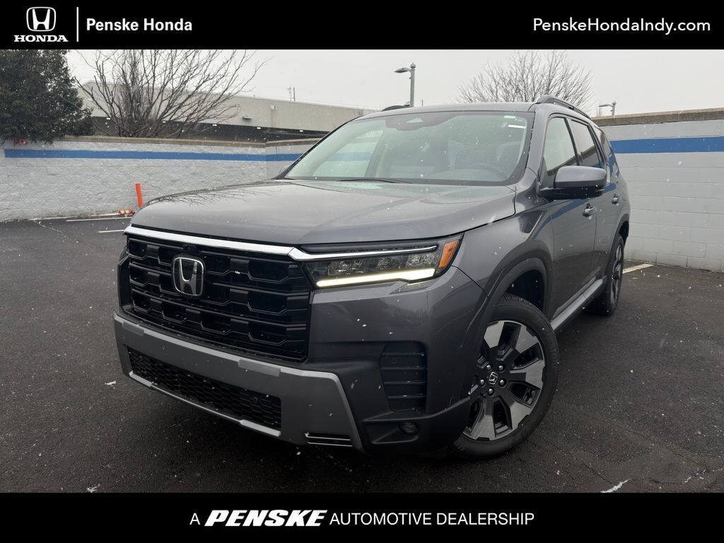 2026 Honda Pilot AWD Touring — photo 1 of 7