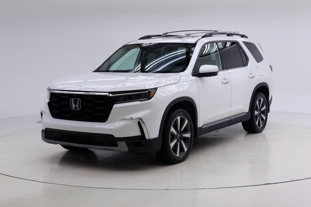 2023 Honda Pilot Elite — photo 1 of 1