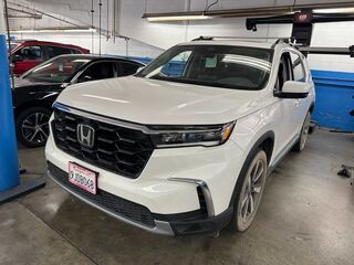 2023 Honda Pilot AWD ELITE