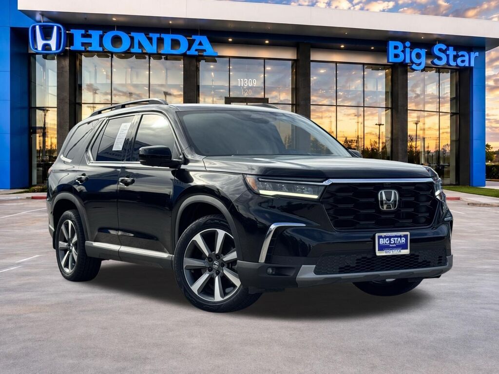 2024 Honda Pilot AWD ELITE — photo 1 of 7