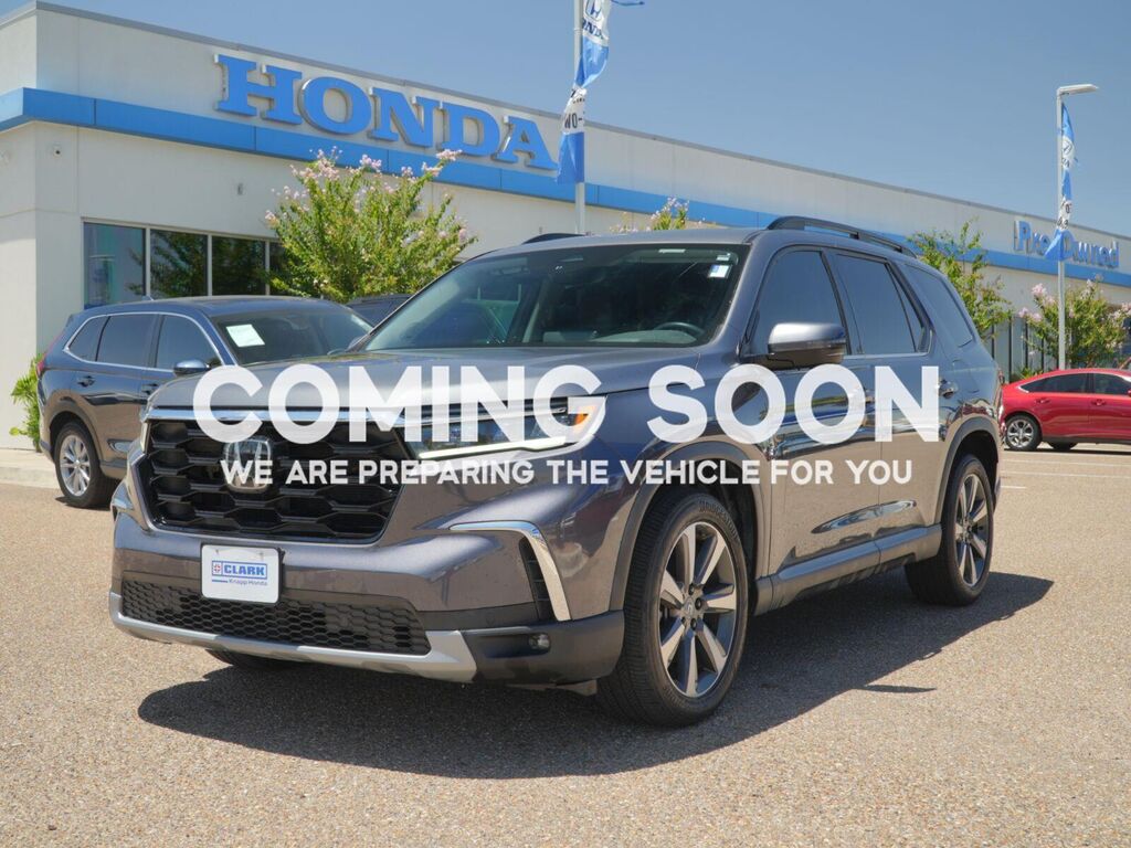 2024 Honda Pilot Elite — photo 1 of 8