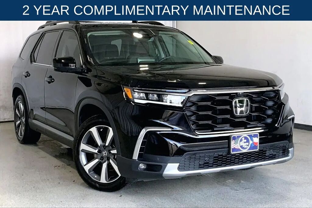2025 Honda Pilot Elite — photo 1 of 13