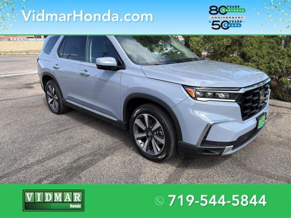 2023 Honda Pilot Elite — photo 1 of 13