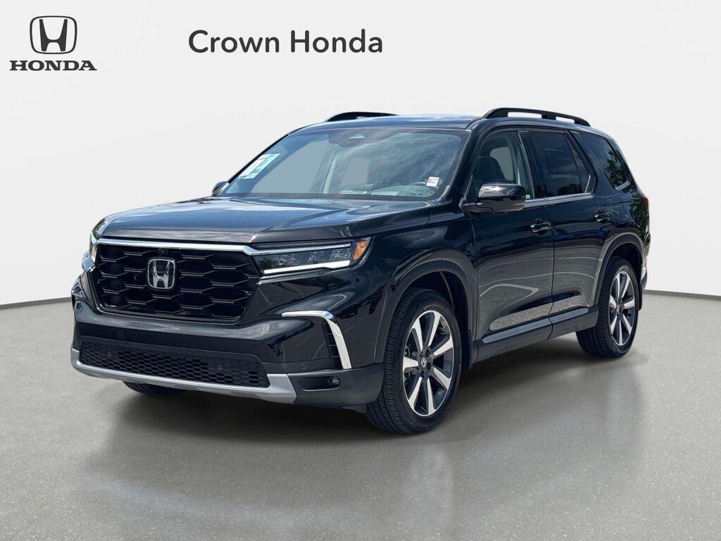 2025 Honda Pilot Elite — photo 1 of 13